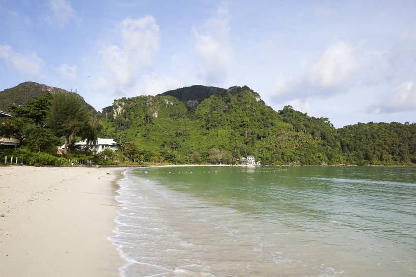 无人,横图,彩色,室外,白天,旅游,度假,美景,名胜古迹,沙滩,标志建筑,地标,建筑,泰国,亚洲,遗迹,图片,海平面,古迹,文物,娱乐,建设,古建筑,普吉岛,自然,海水,享受,休闲,旅游胜地,放松,摄影,东南亚,海滨,度假村,古文明,泰王国,皮皮岛,安达曼海,普吉,披披岛,海,海滩,旅行,bj174