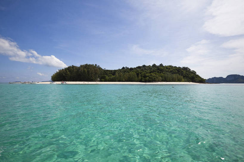 无人,横图,彩色,室外,白天,旅游,度假,美景,名胜古迹,沙滩,树林,标志建筑,地标,建筑,泰国,亚洲,遗迹,图片,岛,海平面,古迹,文物,娱乐,建设,古建筑,普吉岛,自然,海水,享受,休闲,旅游胜地,放松,摄影,东南亚,海滨,古文明,泰王国,皮皮岛,普吉,披披岛,甲米府,海,海滩,旅行,大皮皮岛,竹子岛,bj174