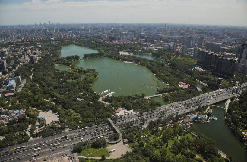 无人,公园,横图,全景,俯视,彩色,室外,白天,旅游,湖,湖泊,水,城市风光,城市,建筑,北京,中国,图片,湖面,水流,水面,建筑群,辉煌,现代建筑,湖水,远景,旅游胜地,摄影,文明,发展,繁荣,旅行,北京电视塔,bj174