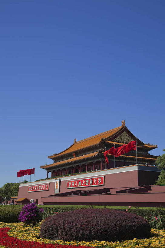 无人,故宫,天安门,广场,竖图,彩色,室外,白天,旅游,度假,名胜古迹,标志建筑,地标,建筑,北京,天安门广场,中国,遗迹,花坛,图片,建筑群,古典,古迹,文物,娱乐,建设,古建筑,享受,休闲,旅游胜地,放松,摄影,城楼,文明,中国文化,气氛,长安街,古文明,国庆节,旅行,bj174