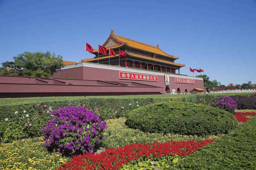 无人,故宫,天安门,广场,横图,彩色,室外,白天,旅游,度假,名胜古迹,标志建筑,地标,建筑,北京,天安门广场,中国,遗迹,花坛,图片,建筑群,古典,古迹,文物,娱乐,建设,古建筑,享受,休闲,旅游胜地,放松,摄影,城楼,文明,中国文化,气氛,长安街,古文明,国庆节,旅行,bj174