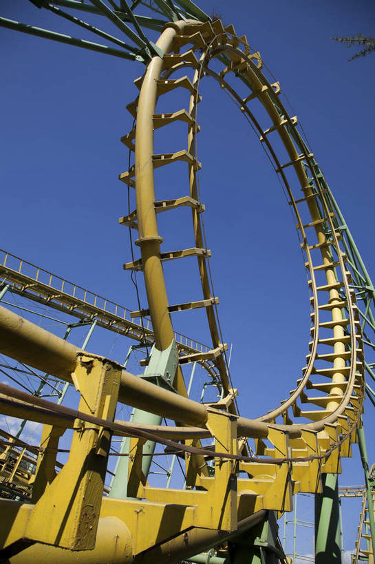 无人,游乐园,竖图,彩色,室外,白天,旅游,城市风光,城市,建筑,游乐场,北京,中国,图片,建筑群,辉煌,现代建筑,过山车,旅游胜地,摄影,文明,娱乐场所,公共场所,发展,繁荣,旅行,石景山,bj174