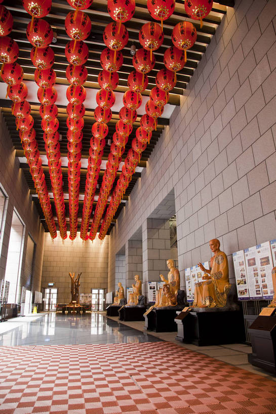 无人,寺庙,竖图,彩色,室内,白天,旅游,度假,名胜古迹,标志建筑,地标,建筑,台湾,中国,遗迹,雕像,佛像,图片,建筑群,古典,古迹,文物,娱乐,建设,佛,古建筑,享受,休闲,旅游胜地,放松,摄影,宗教,文明,中国文化,古文明,嘉义,旅行,中台禅寺,bj174