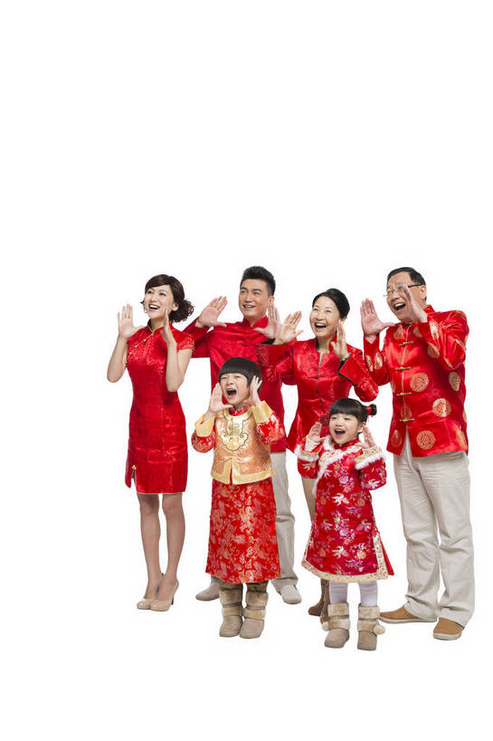 东方人,儿童,中年人,老年人,家庭,父母,祖父母,三代同堂,站,微笑,竖图,彩色,室内,白天,留白,抠图,白色背景,正面,侧面,民族服装,聚会,时尚,快乐,兴奋,幸福,北京,中国,春节,新年,节日,庆祝,图片,许多人,文化,祖孙三代,老人,小孩,站着,六个人,一群人,庆典,和谐,温暖,温馨,喜庆,一家人,放松,可爱,美女,童年,童趣,喊,叫,摄影,生活方式,靠近,纪念,希望,和睦,亲情,合家欢,欢聚一堂,乐观,天真,老年男性,老年女性,男孩,男人,男性,年轻男性,年轻女性,女人,女性,中年男性,亚洲人,中国人,孩子,年轻人,全家福,站立,全身,影棚拍摄,礼服,欢乐,红衣,唐装,融洽,男生,多代同堂,传统节日,bj174