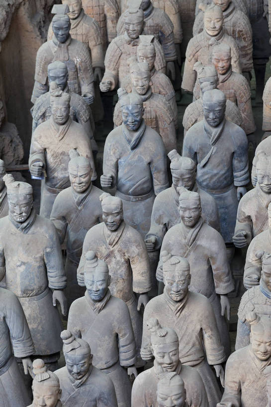 无人,竖图,彩色,室内,特写,白天,旅游,度假,雕塑,兵马俑,西安,中国,士兵,风俗,雕像,图片,古典,文化,文物,娱乐,传统,工艺品,享受,休闲,旅游胜地,放松,精神,摄影,古董,战士,古物,文明,中国文化,古玩,陕西,秦始皇兵马俑,古代文明,制度,旅行,bj174