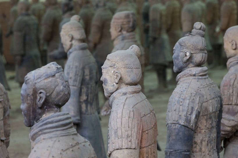 无人,横图,彩色,室内,特写,白天,旅游,度假,雕塑,兵马俑,西安,中国,士兵,风俗,雕像,图片,古典,文化,文物,娱乐,传统,工艺品,享受,休闲,旅游胜地,放松,精神,摄影,古董,战士,古物,文明,中国文化,古玩,陕西,秦始皇兵马俑,古代文明,制度,旅行,bj174