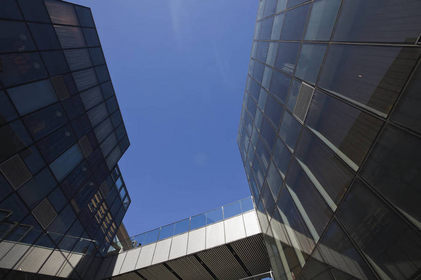 无人,家,商店,横图,彩色,室外,特写,白天,仰视,旅游,时尚,建筑,商场,北京,中国,图片,房屋,屋子,辉煌,现代建筑,楼房,商业街,玻璃房,住宅,旅游胜地,摄影,文明,发展,阳光房,繁荣,旅行,房子,三里屯,bj174