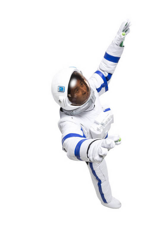 东方人,中年人,一个人,宇航员,飞行员,竖图,俯视,彩色,室内,白天,留白,抠图,白色背景,侧面,探险,信心,技术,航天,高科技,科技,帽子,北京,中国,仅一个男性,戴,漫步,宇航服,科学,头盔,图片,安全帽,探索,自信,摄影,戴着,科学技术,未来,太空服,成就,航天员,梦想,太空人,男人,男性,年轻男性,亚洲人,中国人,年轻人,举手,全身,影棚拍摄,愉快,太空行走,bj174