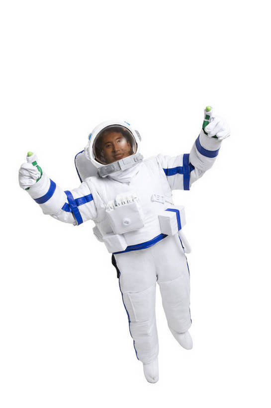 东方人,中年人,一个人,宇航员,飞行员,竖图,俯视,彩色,室内,白天,留白,抠图,白色背景,正面,探险,胜利,信心,技术,航天,高科技,科技,帽子,北京,中国,仅一个男性,戴,漫步,宇航服,科学,头盔,图片,安全帽,手势,探索,自信,摄影,戴着,科学技术,伸出,未来,太空服,成就,航天员,梦想,太空人,男人,男性,年轻男性,亚洲人,中国人,年轻人,举手,全身,影棚拍摄,愉快,打手势,太空行走,bj174