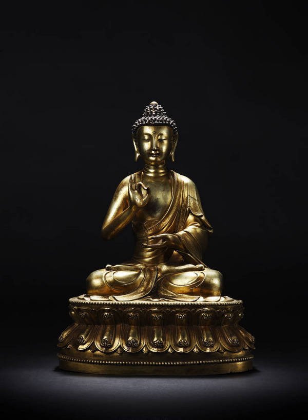 竖图,彩色,室内,白天,静物,北京,中国,风俗,图片,艺术品,古典,文化,文物,传统,工艺品,精神,摄影,古董,珍贵,黑背景,古物,文明,中国文化,珍藏,精美,古玩,佛祖,佛陀,古代文明,圣人,制度,佛教创始者,乔达摩.悉达多,如来佛祖,释迦佛,释迦牟尼,我佛如来,影棚拍摄,保藏,收藏,传统文化,bj174