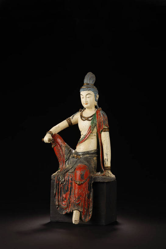 竖图,彩色,室内,白天,智慧,樟树,静物,木雕,雕塑,北京,中国,风俗,神话,艺术,装饰,木制,雕刻,雕像,图片,艺术品,古典,文化,文物,传统,木制品,工艺品,精神,摄影,观音,观音像,古董,纪念,美术,珍贵,黑背景,古物,文明,中国文化,主题,珍藏,传说,精美,陈列,古玩,菩萨,观音菩萨,功能,美学,番樟,芳樟树,古代文明,制度,慈悲,中国神话,观世音,观世音菩萨,观音大士,观自在菩萨,香樟,木樟,影棚拍摄,保藏,收藏,传统文化,香樟木,bj174