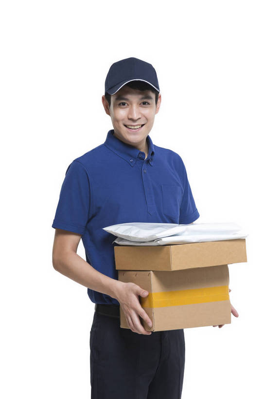 东方人,成年人,一个人,站,微笑,竖图,彩色,室内,白天,留白,抠图,白色背景,工作服,制服,满意,幸福,骄傲,安全,信心,科技,帽子,北京,中国,亚洲,工作,棒球帽,包裹,图片,邮件,纸盒,防护,年轻,黄种人,现代,盒子,快递员,行业,职业,健康,便捷,活力,自信,服务,工业,运输,摄影,抱着,保护,效率,货运,保险,专业,快递,送货,单人,东亚,物流,保全,周全,安稳,安定,可靠,乐观,责任,产业,单独,平安,认真,男人,男性,年轻男性,亚洲人,中国人,年轻人,半身,影棚拍摄,商业,服务业,递送,bj174