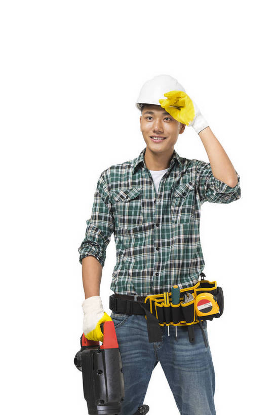 东方人,成年人,一个人,建筑工人,技术人员,站,微笑,竖图,彩色,室内,白天,留白,抠图,白色背景,工作服,衬衫,制服,满意,幸福,骄傲,安全,信心,建筑业,装修,城市,建筑,北京,中国,亚洲,工作,工具,图片,防护,年轻,牛仔裤,黄种人,设备,物品,工人,安全帽,手套,建筑工地,行业,职业,健康,休闲服,活力,自信,工业,摄影,建造,工具包,冲击钻,电钻,保护,工程,房地产,保险,专业,单人,东亚,电动工具,保全,周全,安稳,安定,可靠,乐观,工作制服,责任,产业,单独,技能,平安,认真,男人,男性,年轻男性,亚洲人,中国人,年轻人,员工,技术员,半身,影棚拍摄,工作套服,商业,匠人,劳动者,体力工,技工,bj174