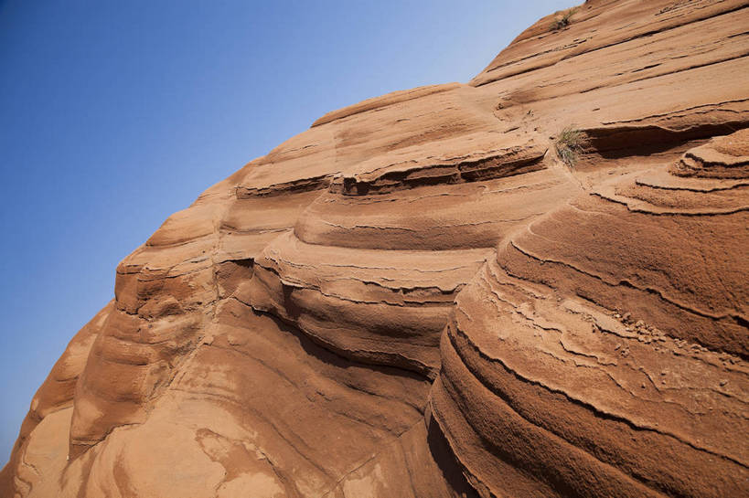 无人,横图,全景,室外,白天,正面,旅游,度假,美景,山,山脉,峡谷,日光,中国,亚洲,壮观,地形,景点,景观,山路,娱乐,东方,红色,风景,蓝天,天空,自然,享受,休闲,景色,放松,幻想,摄影,晴天,风光,干旱,自然风光,神奇,外景,东亚,地貌,丹霞地貌,陕西,陕西省,出色,杰出,卓越,奇妙,中华人民共和国,西北地区,陕,榆林,榆林市,独特,地质学,波浪谷,彩图,旅行,地势,靖边,靖边县,bj174