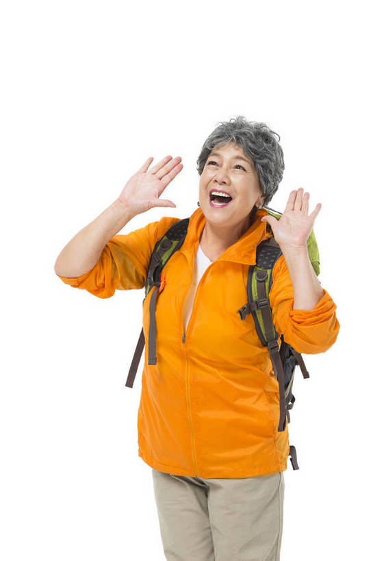 东方人,成年人,老年人,头发,一个人,站,笑,攀登,竖图,彩色,照片,白色背景,锻炼,旅游,度假,快乐,兴奋,幸福,秋季,北京,中国,亚洲,服装,节日,庆祝,图片,年轻,生活,大喊,休闲装,黄种人,文化,娱乐,一个,衣服,白色,背包,春季,手势,郊游,庆典,休闲,游玩,健康,休闲服,放松,活力,精神,乐趣,自信,摄影,服饰,生活方式,单个,纪念,呼唤,大叫,假期,退休,享乐,呼喊,愉悦,发泄,娱乐活动,扩音,登山鞋,呐喊,爱好,释放,玩乐,户外运动,装备,单人,周末,东亚,重阳节,乐观,大呼,单独,无忧无虑,老年女性,女人,女性,亚洲人,中国人,登山,爬山,半身,影棚拍摄,旅行,欢乐,开心,愉快,登高节,老年节,打手势,运动装,bj174