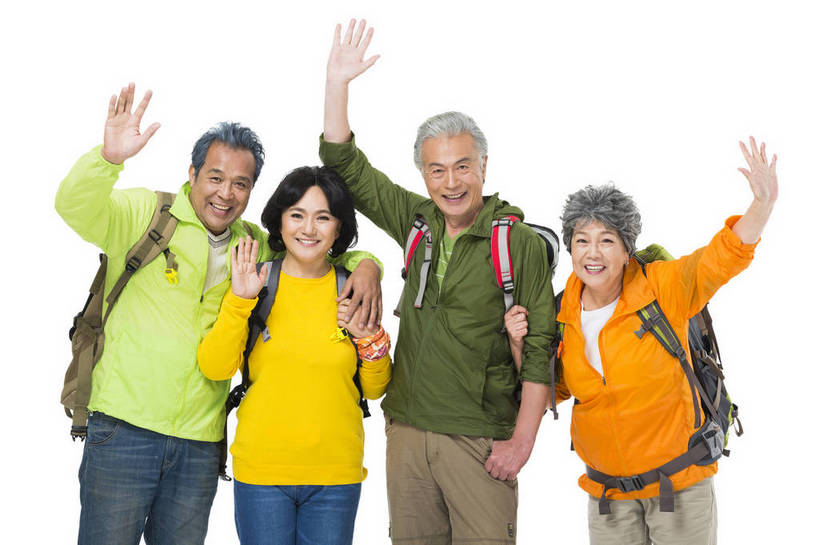 东方人,成年人,中年人,老年人,头发,四个人,人群,伙伴,朋友,站,笑,微笑,露齿笑,横图,彩色,照片,白色背景,锻炼,旅游,度假,快乐,友谊,幸福,团队,秋季,北京,中国,亚洲,服装,节日,庆祝,并排,图片,年轻,生活,打招呼,挥手,注视,休闲装,黄种人,文化,娱乐,衣服,白色,背包,春季,观察,看,手势,招手,郊游,庆典,休闲,游玩,健康,休闲服,放松,活力,精神,乐趣,亲密,自信,摄影,服饰,生活方式,搭肩,观看,靠近,纪念,假期,察看,退休,享乐,愉悦,关爱,关注,娱乐活动,亲近,爱好,玩乐,户外运动,结伴,装备,周末,东亚,陪同,重阳节,情感,乐观,陪伴,无忧无虑,友情,老年男性,老年女性,男人,男性,女人,女性,亚洲人,中国人,半身,影棚拍摄,旅行,欢乐,开心,愉快,登高节,老年节,打手势,运动装,伴随,bj174