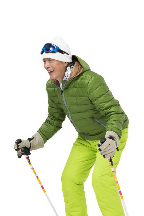 东方人,成年人,老年人,一个人,站,微笑,竖图,彩色,照片,白色背景,锻炼,旅游,度假,快乐,友谊,幸福,安全,北京,中国,亚洲,服装,滑雪,图片,冬季,防护,年轻,生活,休闲装,黄种人,娱乐,一个,衣服,手套,郊游,休闲,游玩,健康,休闲服,放松,活力,精神,乐趣,平衡,自信,摄影,服饰,生活方式,单个,羽绒服,保护,滑雪杖,手杖,假期,退休,享乐,愉悦,娱乐活动,滑雪镜,滑雪帽,爱好,保险,玩乐,户外运动,结伴,装备,滑行,单人,防寒服,挑战,周末,东亚,陪同,情感,保全,周全,安稳,安定,防护手套,乐观,冬季运动,单独,陪伴,无忧无虑,平安,友情,老年男性,男人,男性,亚洲人,中国人,半身,影棚拍摄,旅行,欢乐,开心,愉快,伴随,bj174