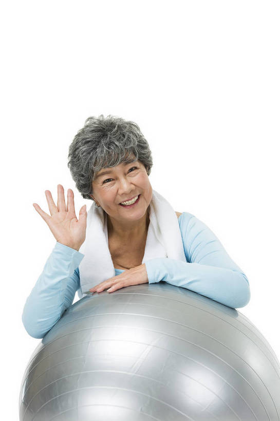 东方人,成年人,老年人,头发,一个人,坐,微笑,竖图,彩色,照片,白色背景,运动服,锻炼,瑜伽,快乐,幸福,运动,北京,中国,亚洲,图片,年轻,生活,打招呼,挥手,注视,黄种人,一个,白色,瑜伽垫,毛巾,观察,看,趴着,招手,休息,休闲,健康,健身球,放松,活力,精神,自信,摄影,生活方式,单个,观看,清爽,瑜伽球,察看,退休,享乐,轻松,愉悦,关注,清新,瑜伽服,单人,东亚,乐观,单独,老年女性,女人,女性,亚洲人,中国人,半身,影棚拍摄,健身,欢乐,开心,愉快,运动装,bj174