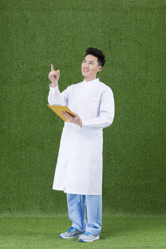 东方人,成年人,一个人,竖图,彩色,工作服,制服,快乐,信心,草地,草坪,北京,中国,亚洲,仅一个男性,仅一个人,绿色背景,图片,黄种人,仅一个年轻男性,绿色,草皮,放松,自信,摄影,愉悦,单人,东亚,工作制服,单独,男人,男性,年轻男性,亚洲人,中国人,年轻人,全身,影棚拍摄,工作套服,开心,愉快,bj174