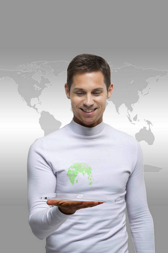 西方人,成年人,中年人,一个人,科学家,站,微笑,竖图,彩色,室内,商务,时尚,快乐,通讯,自由,幸福,骄傲,信心,显示器,互联网,技术,数码,高科技,科技,北京,中国,欧洲人,亚洲,仅一个男性,阴影,灰色背景,研究,工作,科学,空间,网络,地球仪,屏幕,图片,地球,高光,几何,计算机图形,年轻,合成,图像,信息技术,数码合成,显示屏,现代,白色,向下看,职业,健康,放松,幻想,活力,自信,摄影,生活方式,技巧,好奇,电脑合成图,数码合成图,创造力,科学技术,科幻,未来,愉悦,工作装,合成图,影像,努力,手艺,专业,液晶显示器,虚拟,梦想,单人,输出设备,东亚,防尘服,乐观,单独,技能,技艺,男人,男性,年轻男性,美国人,年轻人,技术员,端着,半身,欢乐,开心,愉快,妙技,全息图,本领,白色人种,感知,bj174