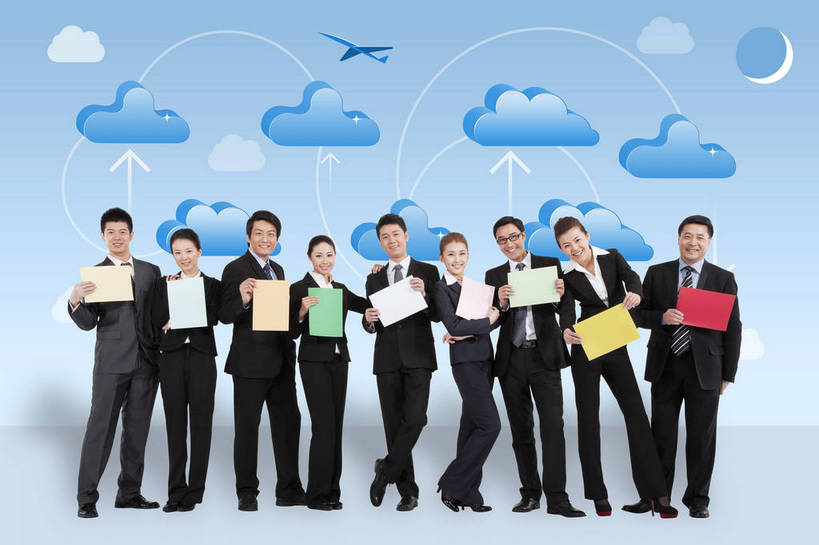 东方人,成年人,中年人,老年人,伙伴,同事,商务人士,站,微笑,横图,彩色,室内,衬衫,西装,商务,时尚,快乐,友谊,骄傲,成功,合作,团队,集体,信心,数码,科技,城市,北京,中国,亚洲,一排,阴影,蓝色背景,套装,正装,工作,网络,符号,图片,云,领带,高光,几何,计算机图形,年轻,合成,拿着,职业装,黄种人,数码合成,现代,队伍,箭头,白板,一群人,职业,和谐,健康,展示,放松,活力,美女,自信,摄影,生活方式,表达,电脑合成图,数码合成图,领导,象征,愉悦,庄重,合成图,成就,群体,身份,合伙,领袖,东亚,正式,地位,乐观,想法,团结,友情,老年男性,男人,男性,年轻男性,年轻女性,女人,女性,亚洲人,中国人,年轻人,白领,全身,衬衣,开心,愉快,办公室职员,态度,bj174