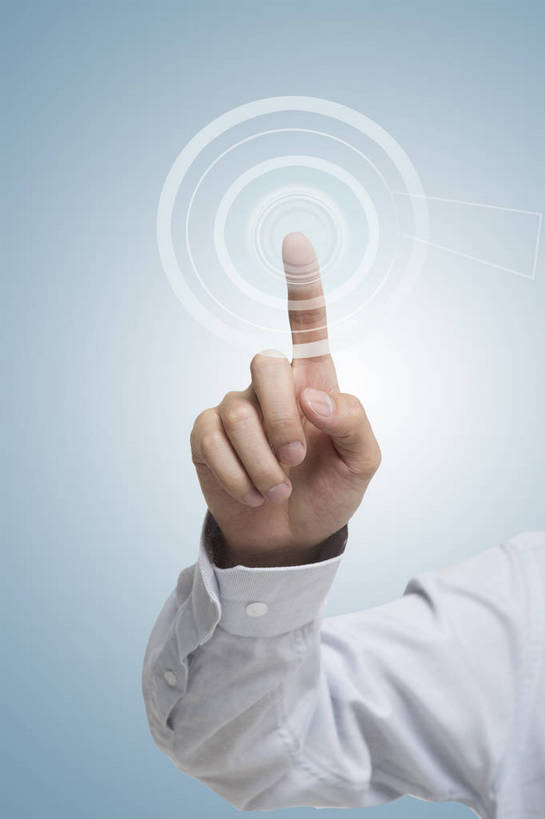 站,微笑,竖图,彩色,室内,时尚,快乐,幸福,信心,显示器,互联网,技术,数码,高科技,科技,北京,中国,亚洲,指,阴影,蓝色背景,透明,科学,空间,网络,屏幕,图片,触摸屏,高光,几何,计算机图形,合成,图像,信息技术,指点,休闲装,数码合成,显示屏,现代,休闲,健康,手部,手指,放松,幻想,自信,摄影,生活方式,指引,电脑合成图,数码合成图,创造力,科学技术,指着,指向,科幻,未来,愉悦,合成图,影像,液晶显示器,虚拟,梦想,输出设备,东亚,出色,杰出,卓越,乐观,触摸,半身,欢乐,开心,愉快,感知,bj174