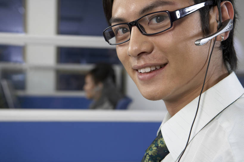 东方人,成年人,脸,头,脸颊,两个人,服务员,电话接线员,办公室,笑,打电话,微笑,露齿笑,横图,室内,特写,白天,侧面,衬衫,商务,快乐,通讯,兴奋,幸福,成功,团队,信心,技术,城市,北京,中国,亚洲,连接,握,正装,工作,领结,眼镜,联系,注视,刺激,肩膀,耳机,观察,看,职业,服务,握着,摄影,观看,指导,技巧,协助,支撑,控制,察看,便利,呼叫中心,享乐,象征,庄重,关注,手艺,身份,东亚,正式,地位,接待员,无线电技术,技能,技艺,年轻男性,亚洲人,中国人,年轻人,头部,脸部,脸蛋,面部,白领,服务生,侍者,说话,坐着,彩图,衬衣,欢乐,妙技,本领,bj175