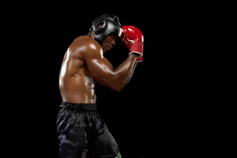 成年人,肌肉,健壮,裸体,一个人,拳击手,运动员,横图,室内,留白,侧面,运动服,锻炼,快乐,幸福,比赛,运动,信心,竞争,拳击,北京,中国,亚洲,对抗,覆盖,黑色背景,黄色背景,泳裤,服装,头盔,拳击手套,训练,娱乐,衣服,黑色,安全帽,站着,职业,休闲,健康,奥运,力量,人体,摄影,服饰,生活方式,保护,享乐,体育运动,衣着,格斗,穿着,进入,出示,防守,田径运动员,田径运动,梦想,挑战,东亚,勇气,衣饰,能力,体育,男人,男性,年轻男性,非洲人,中国人,年轻人,拳头,拳击家,拳击运动员,休闲活动,体育运动员,运动选手,彩图,影棚拍摄,健身,运动装,精力,闪避,韧性,摆拍,bj175