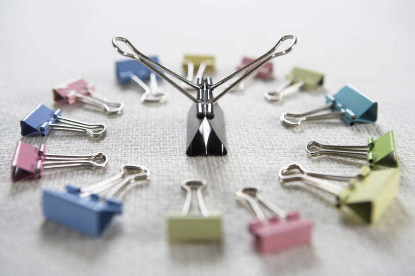 无人,办公室,横图,彩色,室内,商务,成功,信心,技术,静物,金属制品,北京,中国,亚洲,许多,丰富,环绕,金属,圆形,办公用品,长尾夹,很多,布置,传统,夹子,学习用品,职业,概念,摄影,技巧,五颜六色,文具用品,色彩斑斓,中国文化,手艺,五彩缤纷,古典风格,燕尾夹,东亚,远古,五彩斑斓,式样,一致,技能,技艺,五光十色,想法,彩图,高角度拍摄,影棚拍摄,妙技,传统文化,本领,bj175