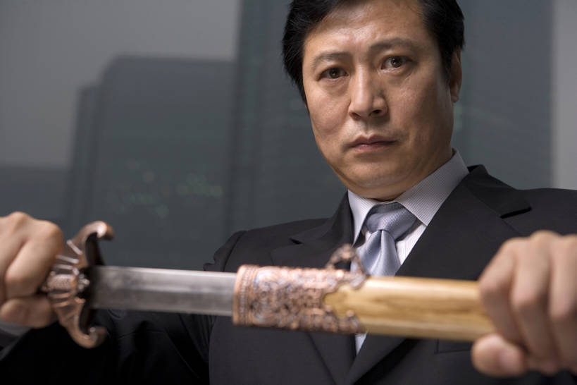 东方人,成年人,中年人,老年人,脸,头,脸颊,一个人,商务人士,商务男性,横图,室外,正面,衬衫,西装,商务,信心,竞争,北京,中国,亚洲,仅一个男性,仅一个人,仅一个中年男性,准备,套装,正装,注视,传统,肩膀,观察,看,职业,船尾,力量,摄影,观看,权威,察看,领导,剑,关注,商务装,工薪阶层,东亚,一套,刀刃,把握,认真,危险,老年男性,男人,男性,中年男性,亚洲人,中国人,头部,脸部,脸蛋,面部,白领,上班族,半身,彩图,衬衣,掌控,bj175