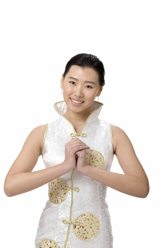东方人,成年人,一个人,服务员,握手,笑,微笑,露齿笑,竖图,留白,抠图,白色背景,正面,快乐,幸福,热情,中国,仅一个女性,旗袍,丝绸,祝福,注视,白色,观察,看,手势,站着,职业,服务,摄影,观看,礼节,察看,关注,中国文化,祝贺,问候,肖像,古典风格,东亚,东亚文化,谢谢,年轻女性,女人,女性,亚洲人,中国人,年轻人,服务生,侍者,搀手,拉手,手拉手,手握手,半身,彩图,影棚拍摄,传统服装,打手势,传统文化,bj175