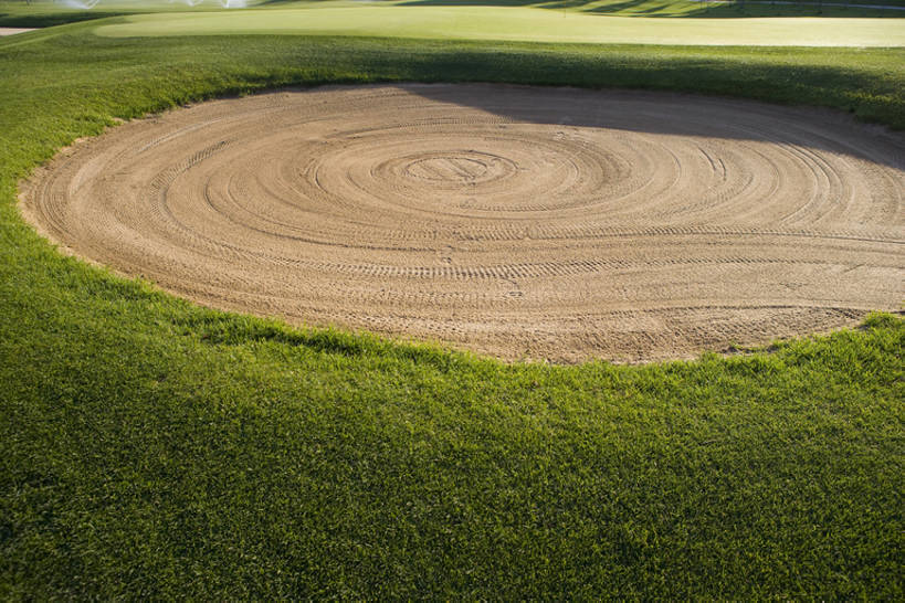 无人,体育馆,运动场,横图,室外,白天,运动,北京,中国,亚洲,球洞,沙子,体育场,高尔夫球场,草,绿色,草皮,休闲,摄影,东亚,运动馆,高尔夫球运动,休闲活动,彩图,bj175