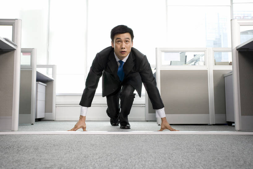 东方人,成年人,中年人,一个人,商务人士,商务男性,办公室,起跑线,横图,正面,衬衫,商务,异乎寻常,信心,竞争,北京,中国,亚洲,仅一个男性,仅一个人,仅一个中年男性,套装,领带,起跑架,书桌,职业,概念,隔断,个性,力量,摄影,决心,努力,商务装,工薪阶层,东亚,男人,男性,中年男性,亚洲人,中国人,白领,上班族,彩图,全身,衬衣,办公室职员,bj175