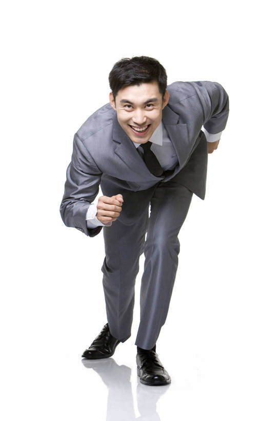 东方人,成年人,一个人,商务人士,商务男性,笑,微笑,露齿笑,竖图,白色背景,正面,衬衫,锻炼,商务,快乐,兴奋,成功,比赛,运动,信心,竞争,中国,亚洲,仅一个男性,仅一个人,捆扎,套装,正装,领带,注视,娱乐,起跑架,刺激,仅一个年轻男性,观察,看,休闲,活力,力量,观看,察看,体育运动,象征,庄重,关注,商务装,身份,工薪阶层,东亚,北京市,正式,地位,体育,男人,男性,年轻男性,亚洲人,中国人,年轻人,白领,上班族,彩图,全身,影棚拍摄,衬衣,健身,动机,假笑,bj175