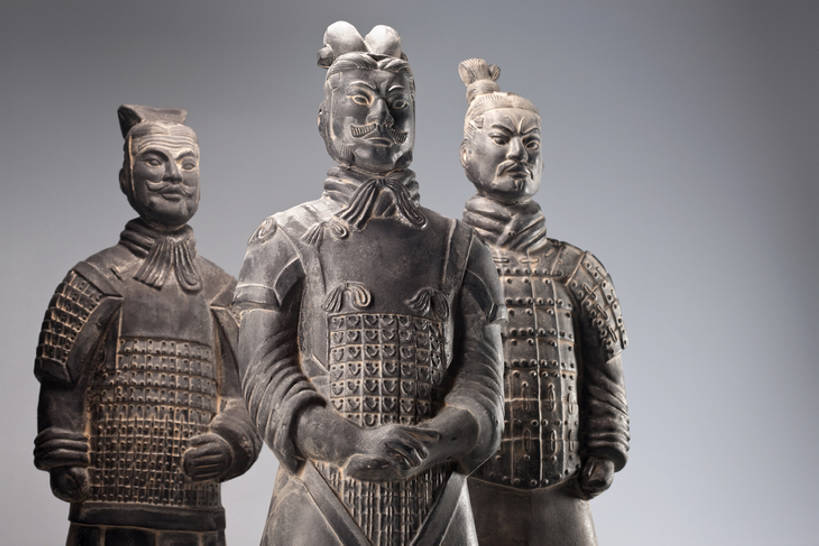 无人,横图,特写,奢侈,静物,北京,兵马俑,中国,亚洲,灰色背景,艺术,雕像,艺术品,古典,豪华,历史,传统,古代,三个,摄影,古董,华丽,中国文化,古典风格,东亚,富丽,华美,古代文明,彩图,影棚拍摄,传统文化,华侈,奢华,过去,bj175