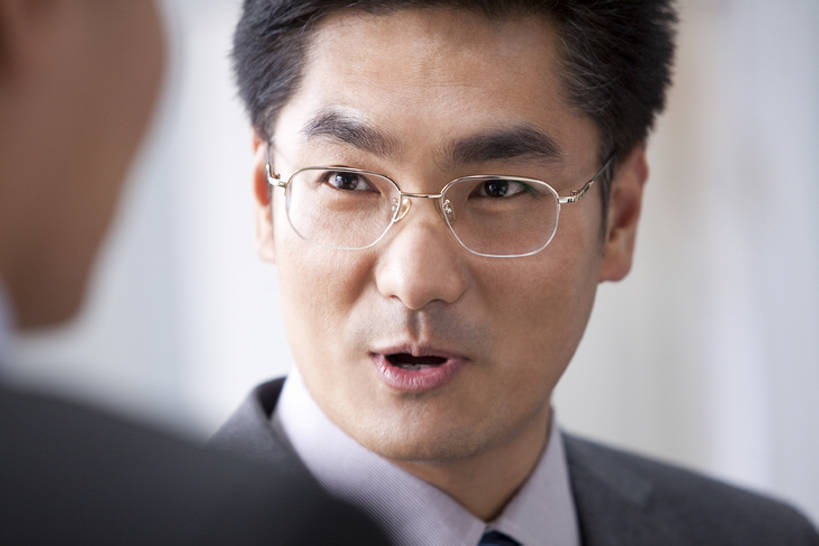 东方人,成年人,脸,头,脸颊,两个人,同事,商务人士,商务男性,办公室,站,横图,室内,侧面,衬衫,商务,讨论,快乐,通讯,成功,合作,团队,集体,信心,北京,中国,亚洲,套装,开会,会议,领带,队伍,肩膀,职业,面对面,摄影,权威,领导,经理,成就,商务装,合伙,领袖,工薪阶层,东亚,把握,认真,男人,男性,亚洲人,中国人,头部,脸部,脸蛋,面部,白领,上班族,说话,彩图,衬衣,办公室职员,首席执行官,商务会议,掌控,bj175