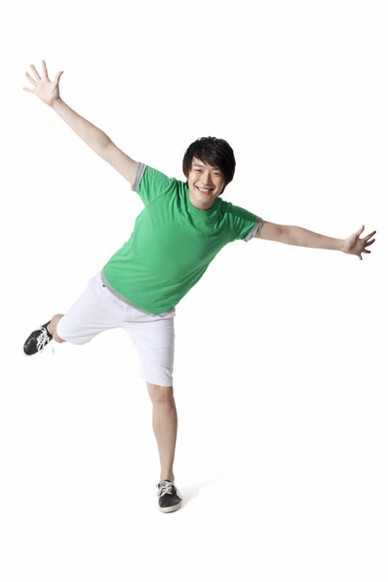 东方人,一个人,站,坐,微笑,竖图,白色背景,正面,快乐,兴奋,中国,亚洲,T恤,注视,休闲装,刺激,观察,看,站着,休闲,观看,单腿,察看,享乐,愉悦,关注,东亚,年轻男性,亚洲人,中国人,年轻人,站立,张开手臂,彩图,全身,影棚拍摄,bj175