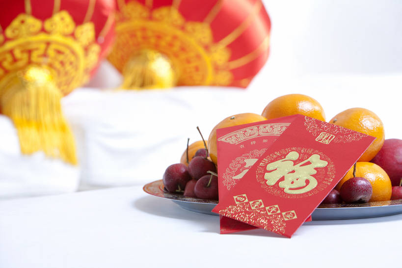 无人,客厅,横图,室内,正面,沙发,静物,照明,中国,春节,亚洲,庆祝,灯笼,纸灯笼,食品,休闲装,饮食,红色,灯具,橙色,摄影,红包,照亮,起居室,照明设备,中国文化,东亚,元旦,彩图,传统文化,象征主义,bj175