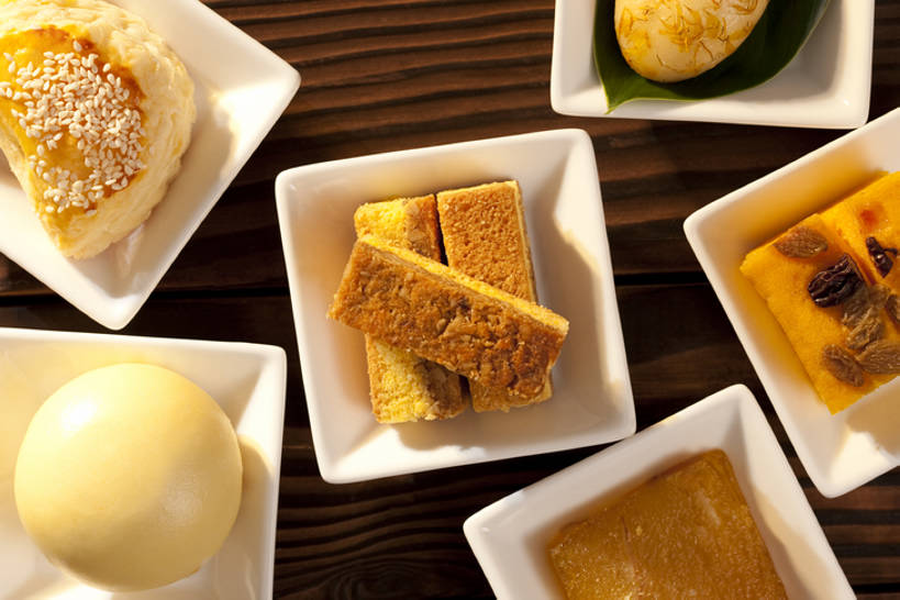 点心,无人,横图,俯视,彩色,特写,烘焙,桌子,静物,餐具,中国,亚洲,装饰,美味,食品,小吃,饮食,甜食,诱惑,摄影,五颜六色,色彩斑斓,膳食,五彩缤纷,东亚,发糕,核桃酥,五彩斑斓,五光十色,彩图,高角度拍摄,影棚拍摄,桂花糕,榴莲酥,流沙包,bj175