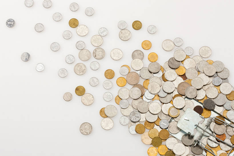 无人,横图,俯视,特写,商务,赚钱,风险,计划,竞争,钱,人民币,静物,北京,中国,亚洲,许多,丰富,钱币,很多,排列,概念,诱惑,金融,投资,摄影,经济,捕鼠器,伸出,选择,陷阱,流通,挑战,贸易,东亚,计划书,技能,想法,机会,判断,筹划,打算,危险,货币,现金,硬币,彩图,高角度拍摄,圈套,bj175