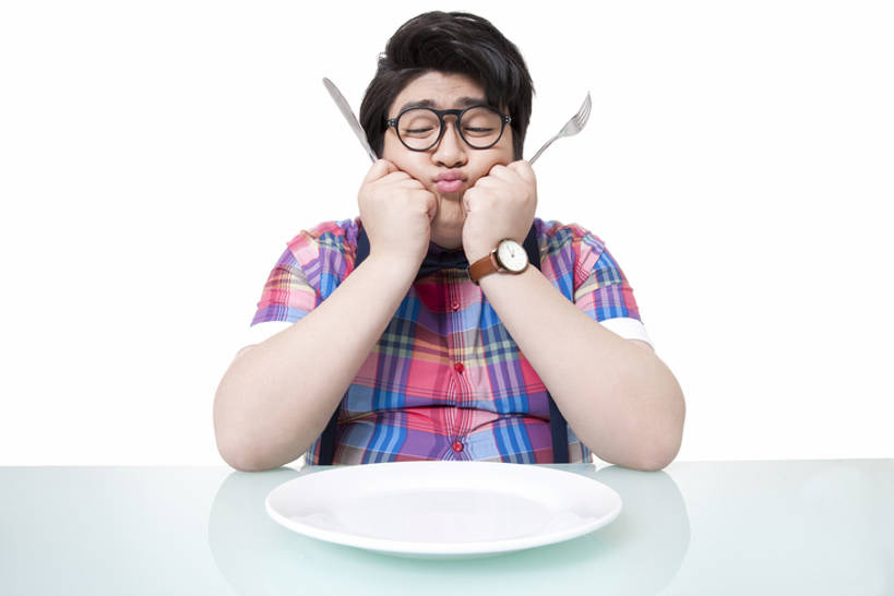 东方人,成年人,一个人,无人,横图,白色背景,正面,餐具,吊带,北京,中国,亚洲,仅一个男性,仅一个人,方格,格子,领结,眼镜,食品,拿着,休闲装,饮食,仅一个年轻男性,盘子,撅嘴,摄影,影棚,生活方式,失望,膳食,摄影棚,饥饿,东亚,担心,男人,男性,年轻男性,亚洲人,中国人,年轻人,闭着眼睛,半身,彩图,影棚拍摄,拍摄,闷闷不乐,饿,暴饮暴食,bj175