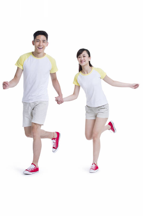 成年人,两个人,丈夫,妻子,站,跑,跳,笑,微笑,露齿笑,竖图,留白,抠图,白色背景,正面,爱情,快乐,幸福,北京,中国,亚洲,连接,握,并排,半空,浪漫,注视,休闲装,观察,看,手势,站着,休闲,温暖,温馨,恩爱,放松,活力,亲密,握着,恋人,摄影,观看,单腿,和睦,察看,享乐,关注,肖像,情侣装,东亚,陪同,陪伴,无忧无虑,男人,男性,年轻男性,年轻女性,女人,女性,亚洲人,中国人,年轻人,情侣,休闲活动,手牵手,站立,张开手臂,彩图,全身,影棚拍摄,欢乐,伴侣,融洽,打手势,摆拍,伴随,bj175