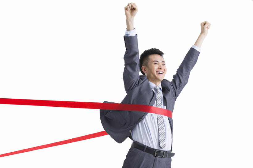 东方人,成年人,一个人,商务人士,商务男性,跑,笑,微笑,露齿笑,横图,留白,抠图,白色背景,侧面,衬衫,西装,锻炼,商务,快乐,兴奋,幸福,热情,骄傲,成功,比赛,运动,信心,竞争,技术,赛跑,北京,中国,亚洲,仅一个男性,仅一个人,套装,正装,欢呼,庆祝,缎带,领带,竞技运动,娱乐,现代,刺激,仅一个年轻男性,红色,职业,休闲,活力,力量,摄影,生活方式,技巧,迅速,第一,享乐,体育运动,成就,终点线,手艺,商务装,挑战,工薪阶层,东亚,一套,技能,技艺,能力,获胜,体育,男人,男性,年轻男性,亚洲人,中国人,年轻人,白领,上班族,彩图,影棚拍摄,衬衣,健身,欢乐,妙技,办公室职员,本领,好消息,bj175