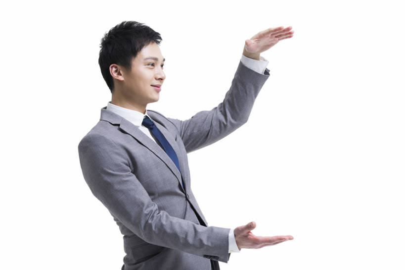 东方人,成年人,中年人,一个人,商务人士,商务男性,微笑,横图,留白,抠图,白色背景,侧面,衬衫,西装,商务,快乐,幸福,信心,北京,中国,亚洲,仅一个男性,仅一个人,仅一个中年男性,套装,正装,领带,现代,手势,职业,活力,摄影,介绍,享乐,出示,商务装,工薪阶层,东亚,一套,男人,男性,中年男性,亚洲人,中国人,白领,上班族,半身,彩图,影棚拍摄,衬衣,欢乐,办公室职员,打手势,bj175