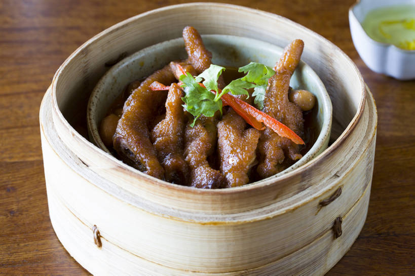 无人,横图,特写,吃饭,晚餐,午餐,鸡,静物,餐具,北京,中国,亚洲,熟食,美味,食品,饮品,传统,饮食,餐饮,食物,饮料,中国菜,摄影,膳食,可口,清新,中国文化,凤爪,东亚,主菜,蒸菜,蒸锅,适口,彩图,高角度拍摄,传统文化,bj175