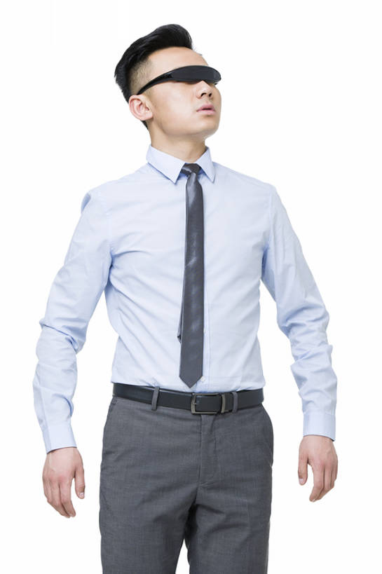 东方人,成年人,一个人,商务人士,商务男性,竖图,白天,抠图,白色背景,正面,衬衫,商务,时尚,信心,互联网,技术,北京,中国,亚洲,仅一个男性,仅一个人,套装,正装,屏幕,器材,眼镜,领带,现代,仅一个年轻男性,黑色,向上看,站着,职业,幻想,活力,摄影,生活方式,便利,创造力,科学技术,酷,效率,商务装,便携式,想象,工薪阶层,自动化,东亚,无线电技术,男人,男性,年轻男性,亚洲人,中国人,年轻人,白领,上班族,沟通,彩图,影棚拍摄,衬衣,办公室职员,多媒体,传媒,bj175