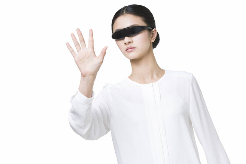 东方人,成年人,一个人,举,横图,白天,抠图,白色背景,正面,时尚,信心,互联网,技术,北京,中国,亚洲,仅一个年轻女性,仅一个女性,仅一个人,屏幕,器材,眼镜,触摸屏,倾斜,休闲装,现代,黑色,托,站着,幻想,活力,摄影,生活方式,便利,创造力,科学技术,酷,效率,便携式,想象,自动化,东亚,无线电技术,年轻女性,女人,女性,亚洲人,中国人,年轻人,触摸,沟通,举起,举手,举着,向上举,向上伸,向上托,半身,彩图,影棚拍摄,多媒体,传媒,bj175