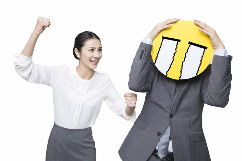 东方人,成年人,脸,头,脸颊,两个人,同事,商务人士,商务男性,商务女性,举,哭,横图,白天,抠图,白色背景,正面,衬衫,裙子,西装,商务,失败,成功,残酷,合作,团队,集体,信心,互联网,北京,中国,亚洲,套装,正装,生气,冲突,圆形,标志,符号,面具,文字,记事本,领带,打,大喊,标识,队伍,本子,笔记本,手势,托,站着,职业,表情,皱眉,卡通,亲密,压力,责备,愤怒,摄影,生活方式,害怕,幽默,惊吓,恼怒,悲伤,权威,创造力,领导,隐藏,愤慨,伤心,暴力,绝望,恐怖,难过,怒气,气愤,经理,忧虑,成就,发怒,怒火,消极,标点,扮鬼脸,商务装,问题,情绪,合伙,领袖,脾气,工薪阶层,东亚,陪同,忿怒,怨恨,一套,强烈,挫败,悲哀,哀痛,悲戚,悲痛,惊骇,气忿,愤恨,陪伴,欺凌,肝火,激动,把握,暴虐,残暴,惨酷,严酷,男人,男性,年轻男性,年轻女性,女人,女性,亚洲人,中国人,年轻人,头部,脸部,脸蛋,面部,拳头,白领,上班族,闭着眼睛,举起,举手,举着,向上举,向上伸,向上托,彩图,影棚拍摄,衬衣,文字表情,颜表情,颜文字,打手势,拟人,闪避,掌控,表情符号,伴随,bj175