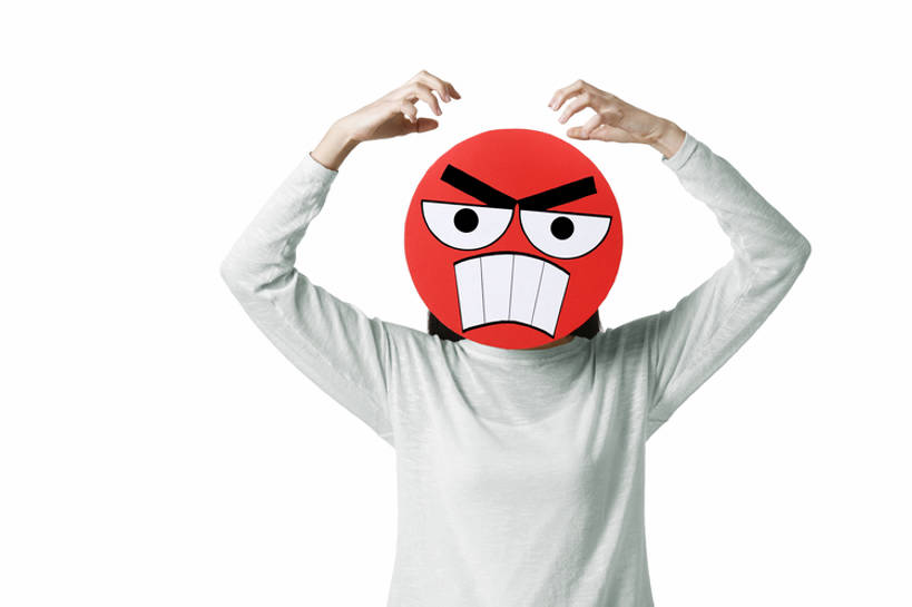 东方人,成年人,脸,头,脸颊,一个人,举,横图,留白,抠图,白色背景,正面,时尚,失败,互联网,北京,中国,亚洲,仅一个年轻女性,仅一个女性,仅一个人,覆盖,生气,圆形,标志,符号,面具,文字,记事本,注视,休闲装,标识,现代,本子,笔记本,观察,看,手势,托,站着,概念,表情,皱眉,卡通,愤怒,摄影,生活方式,观看,恼怒,悲伤,察看,创造力,隐藏,愤慨,伤心,难过,怒气,气愤,发怒,关注,怒火,消极,标点,问题,情绪,脾气,东亚,忿怒,怨恨,强烈,悲哀,红脸,哀痛,悲戚,悲痛,气忿,愤恨,肝火,激动,年轻女性,女人,女性,亚洲人,中国人,年轻人,头部,脸部,脸蛋,面部,举起,举手,举着,向上举,向上伸,向上托,半身,彩图,影棚拍摄,文字表情,颜表情,颜文字,打手势,拟人,表情符号,bj175