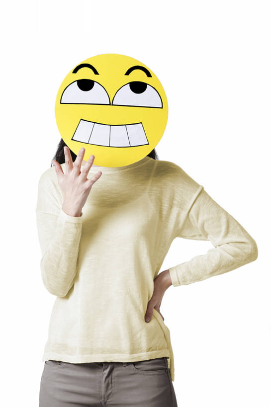 东方人,成年人,脸,头,脸颊,一个人,笑,微笑,露齿笑,竖图,留白,抠图,白色背景,正面,快乐,幸福,纯洁,互联网,北京,中国,亚洲,仅一个年轻女性,仅一个女性,仅一个人,覆盖,圆形,标志,符号,面具,文字,记事本,休闲装,标识,现代,手叉腰,本子,笔记本,手势,向上看,站着,概念,表情,卡通,可爱,淘气,童年,童趣,遮,遮掩,摄影,生活方式,创造力,笑脸,掩盖,隐藏,享乐,遮挡,标点,情绪,童真,东亚,烂漫,无邪,遮盖,掩饰,偷笑,天真,年轻女性,女人,女性,亚洲人,中国人,年轻人,头部,脸部,脸蛋,面部,彩图,影棚拍摄,欢乐,文字表情,颜表情,颜文字,打手势,拟人,捂住,好消息,表情符号,bj175